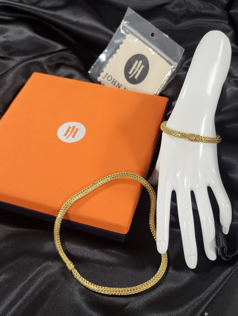 John Hardy 18k Yellow Gold Necklace And Bracelet Set